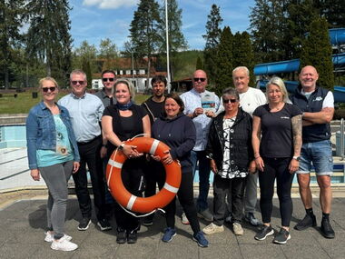 Schwimmbadteam