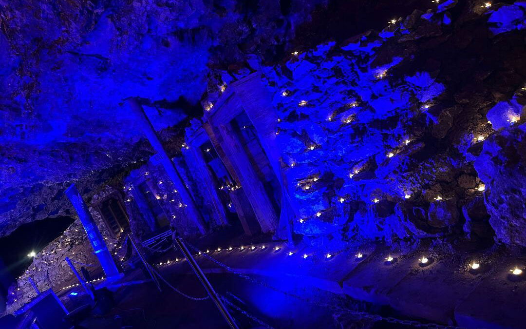 Marienglashöhle Friedrichroda im Kerzenlicht