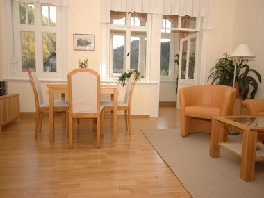 Wohnzimmer in der Ferienwohnung Kehrewieder